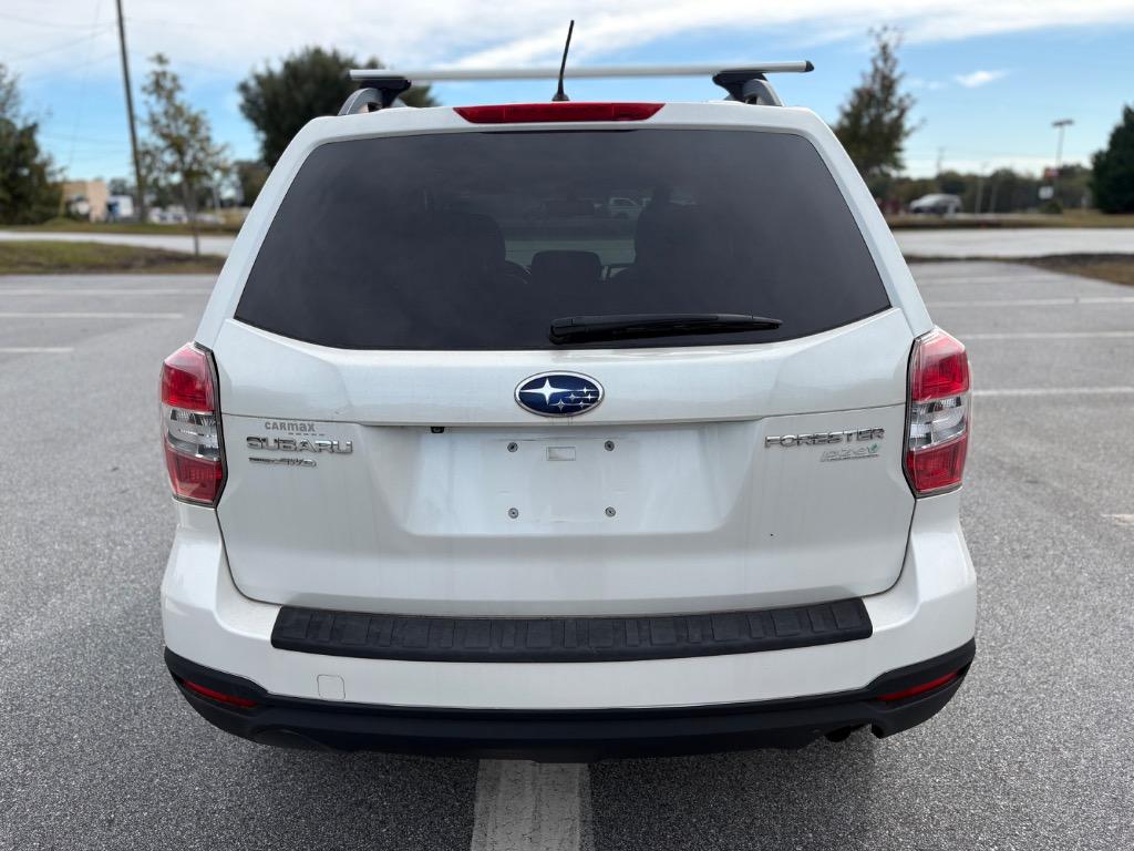 2014 Subaru Forester i Premium - Photo 8