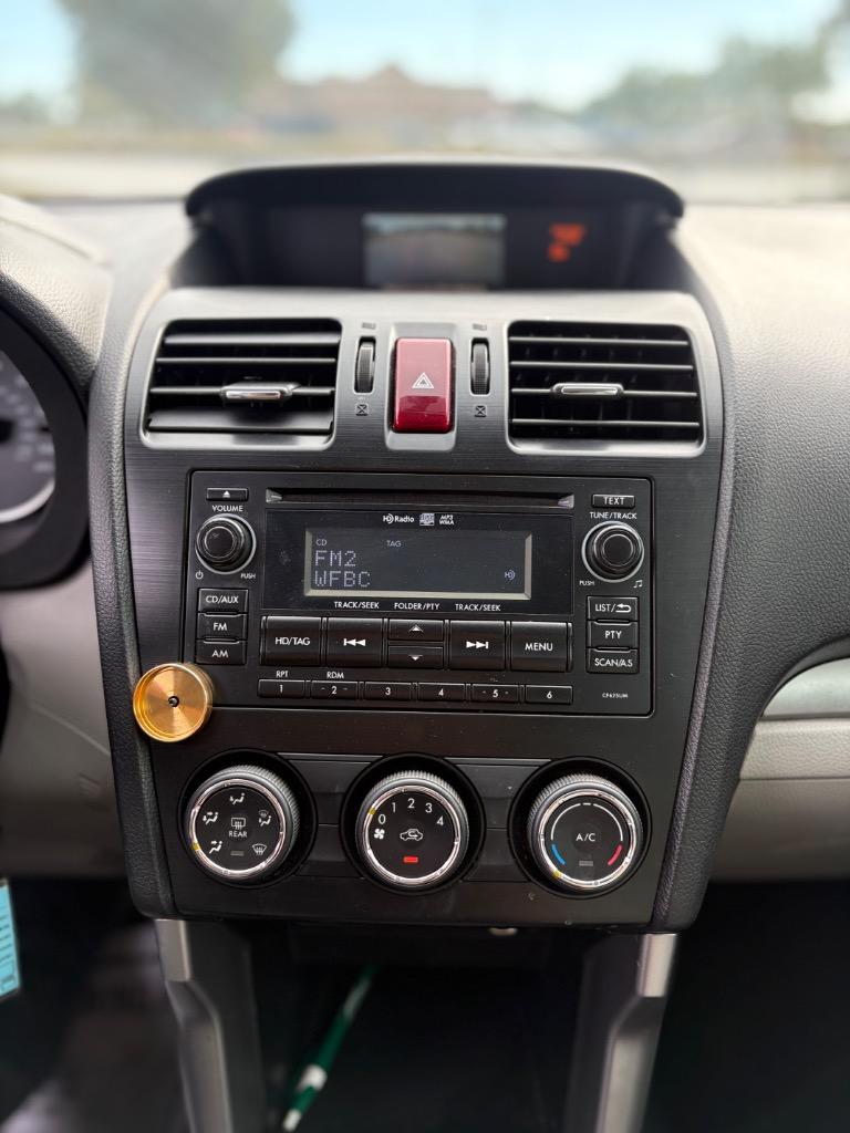 2014 Subaru Forester i Premium - Photo 16
