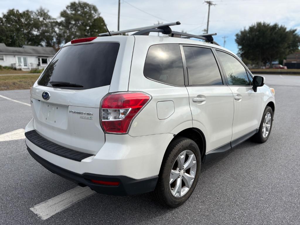 2014 Subaru Forester i Premium - Photo 7