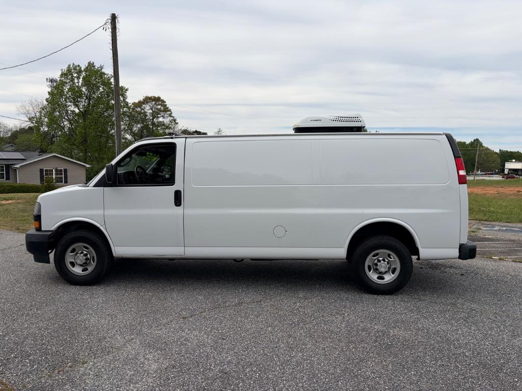 2020 Chevrolet Express Cargo Work Van - Photo 8
