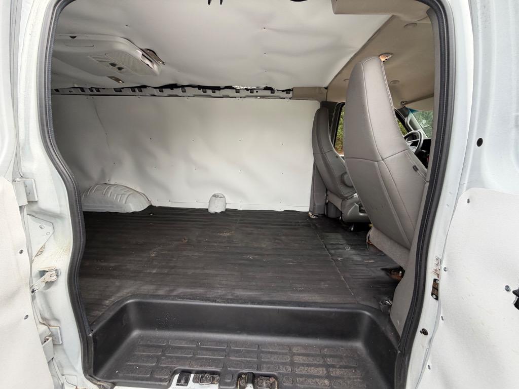 2020 Chevrolet Express Cargo Work Van - Photo 14