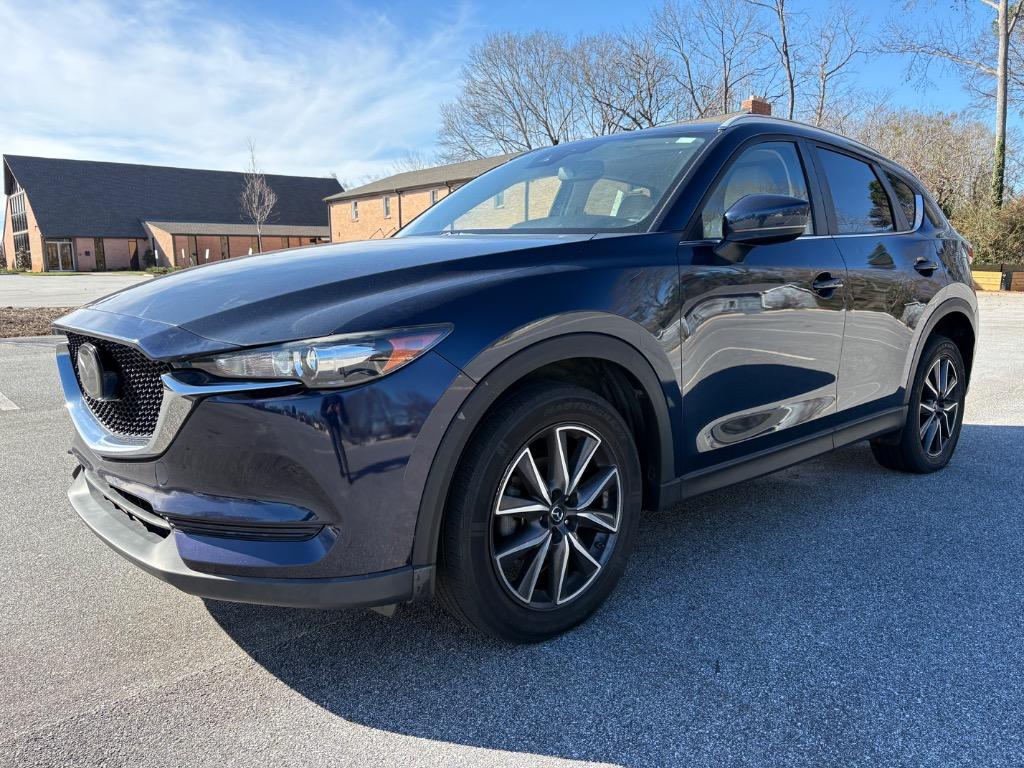 2018 Mazda CX-5 Touring's photo
