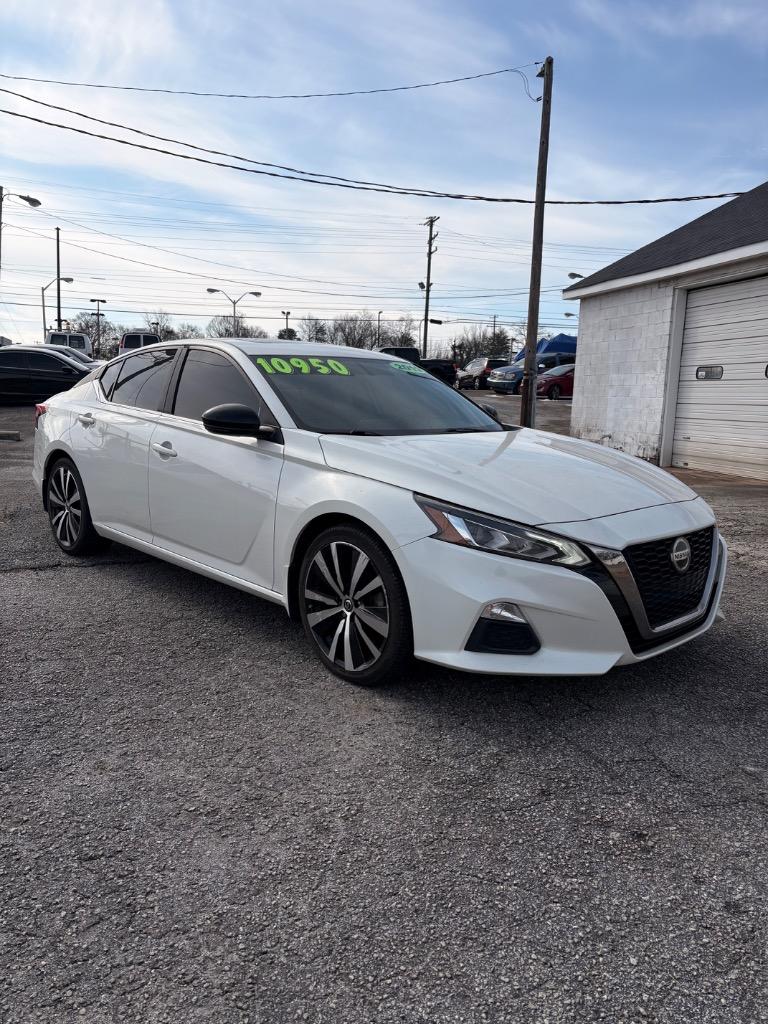 2019 Nissan Altima SR