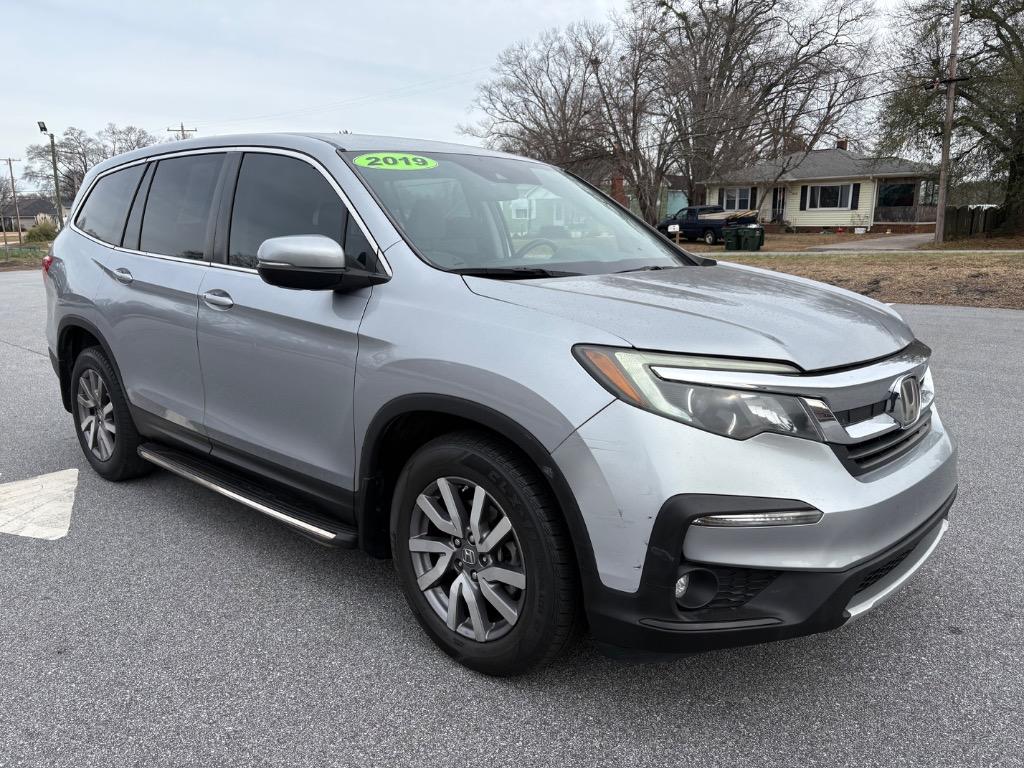 2019 Honda Pilot EX's photo